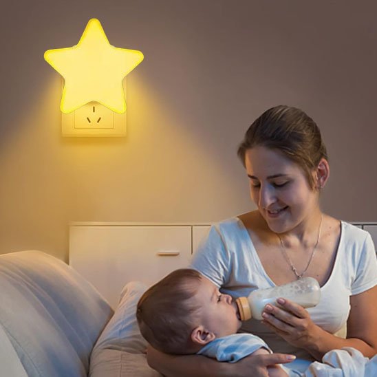Veilleuse-bébé-LumiBébé-étoile-décorative