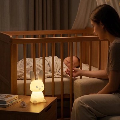 veilleuse-lapin-chambre-bebe-douce-lueur